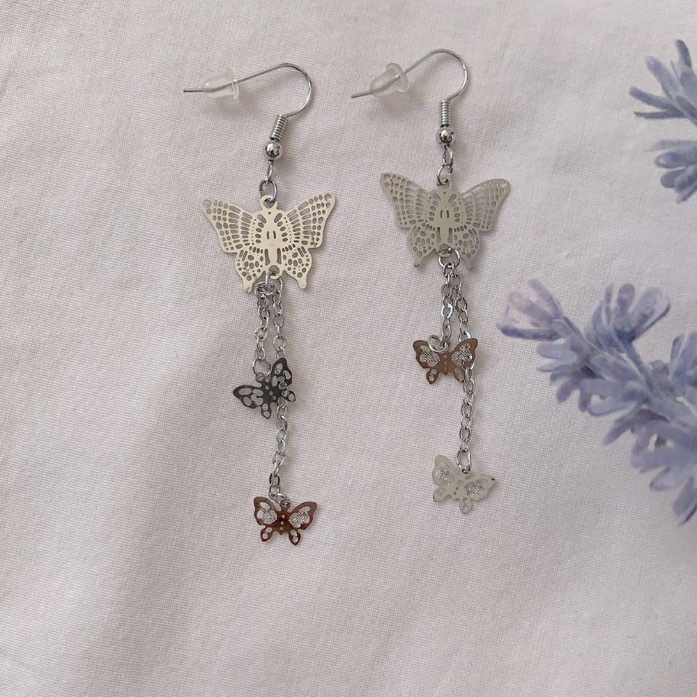 Butterfly dangling earrings, OS, white gold plated